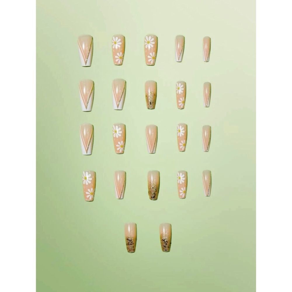 Flower Design Nail Set